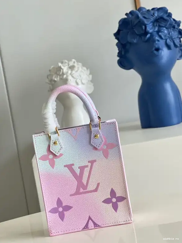 WIS SAC PETIT VUITTON LOUIS PLAT 0517